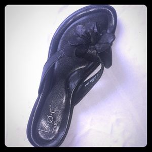 Born size 8 black sandals